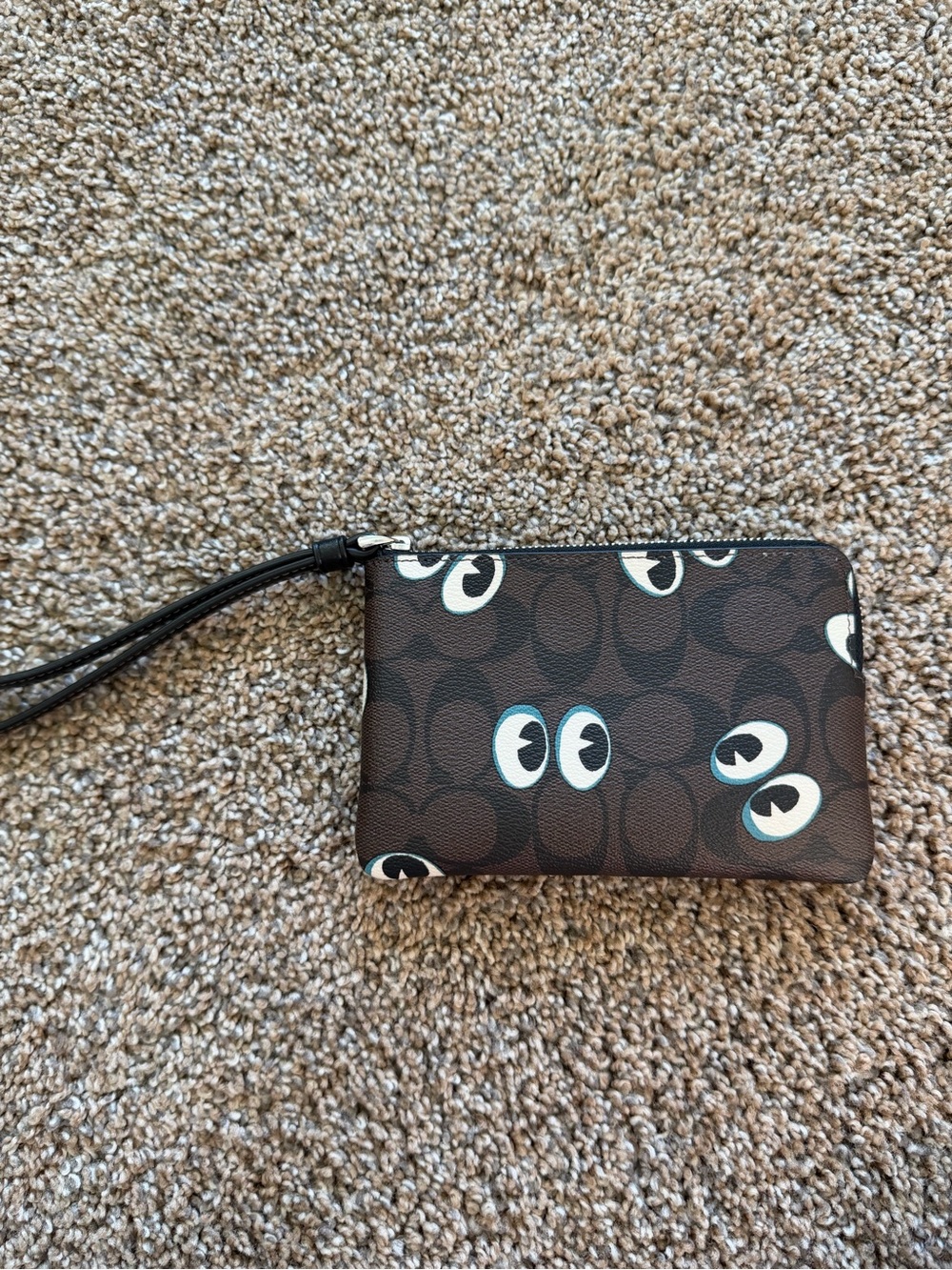COACH Signature Corner Zip Wristlet with C & Eye Print